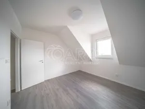 Pronájem bytu 2+kk, Neratovice - Byškovice, Pražská, 41 m2