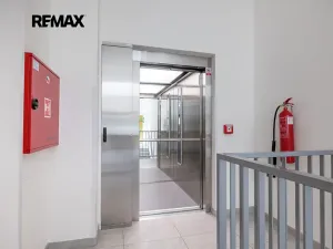 Prodej bytu 4+kk, Praha - Suchdol, Pod rybníčkem, 120 m2