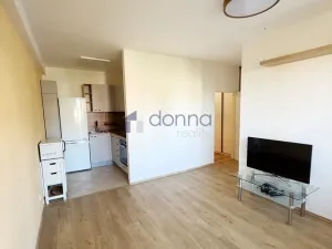 Pronájem bytu 2+kk, Praha, Na vápenném, 32 m2