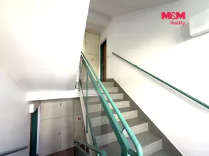 Pronájem bytu 2+1, Praha, U štěpu, 54 m2