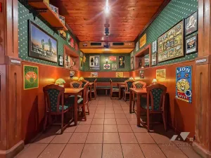 Pronájem restaurace, Zlín, Lešetín I, 400 m2