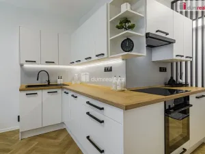 Prodej bytu 2+1, Sokolov, Mánesova, 60 m2