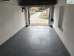 Pronájem garáže, Humpolec, Na Závodí, 19 m2