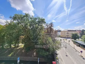 Pronájem kanceláře, České Budějovice, Kanovnická, 210 m2
