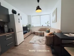 Pronájem bytu 2+kk, Ústí nad Labem - Ústí nad Labem-centrum, Velká Hradební, 46 m2