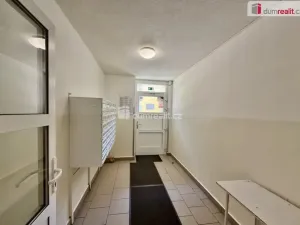 Pronájem bytu 3+1, Ústí nad Labem - Krásné Březno, Neštěmická, 68 m2