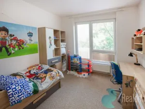 Pronájem bytu 3+kk, Praha, Srbínská, 75 m2