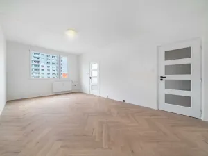 Prodej bytu 3+1, Rokycany, K Řece, 70 m2