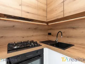 Prodej bytu 2+1, Karviná, Bratr. Veverkových, 56 m2