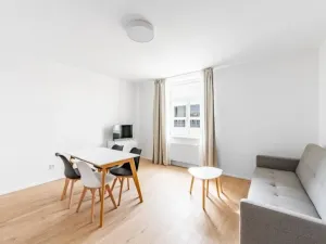 Pronájem bytu 2+kk, Praha - Karlín, Březinova, 50 m2