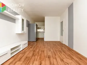 Pronájem bytu 2+kk, Králův Dvůr, Nad Stadionem, 38 m2