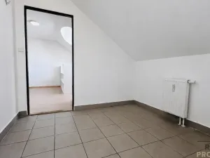 Pronájem bytu 1+kk, Hodonín, Národní třída, 50 m2