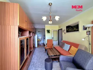 Prodej bytu 2+kk, Králův Dvůr, Nad Stadionem, 40 m2