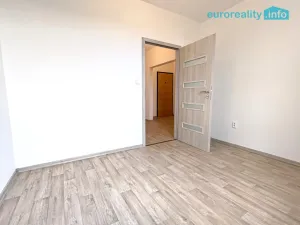 Pronájem bytu 2+kk, Strakonice, U Zahrádek, 46 m2