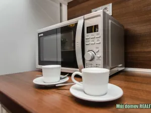 Pronájem bytu 2+kk, Praha - Střížkov, Zakšínská, 52 m2
