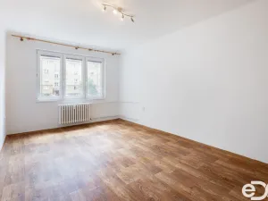 Prodej bytu 2+1, Tábor, Trocnovská, 67 m2