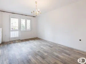 Prodej bytu 2+1, Tábor, Trocnovská, 67 m2