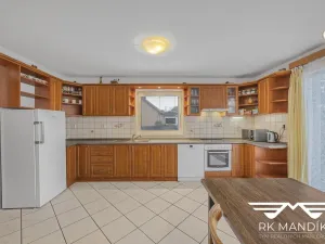 Prodej rodinného domu, Nová Ves, 212 m2