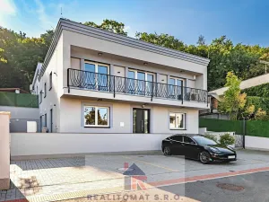 Pronájem vily, Praha - Komořany, Pod lesem, 770 m2