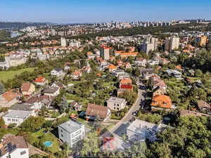 Pronájem vily, Praha - Komořany, Pod lesem, 770 m2