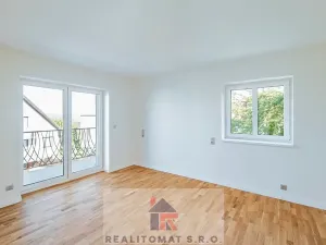 Pronájem vily, Praha - Komořany, Pod lesem, 770 m2