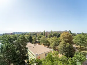 Pronájem bytu 3+1, Praha - Prosek, Veltruská, 61 m2