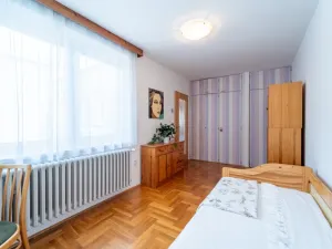 Prodej vícegeneračního domu, Praha - Střešovice, U střešovických hřišť, 198 m2