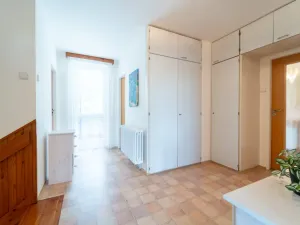 Prodej vícegeneračního domu, Praha - Střešovice, U střešovických hřišť, 198 m2