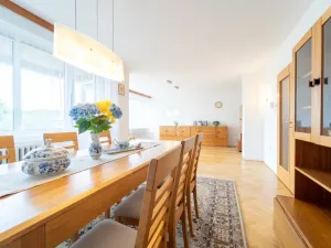 Prodej vícegeneračního domu, Praha - Střešovice, U střešovických hřišť, 198 m2