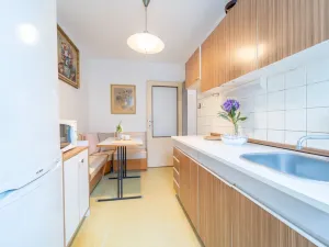 Prodej vícegeneračního domu, Praha - Střešovice, U střešovických hřišť, 198 m2