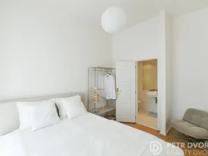 Prodej bytu 1+1, Praha - Smíchov, U Pernikářky, 27 m2