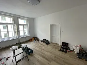 Pronájem bytu 2+1, Praha, Bořivojova, 72 m2