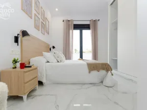 Prodej rodinného domu, Torrevieja, Alicante, Španělsko, 105 m2