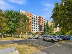 Prodej bytu 2+kk, Praha - Řepy, Žufanova, 42 m2