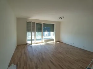 Pronájem bytu 2+kk, Plzeň, Nemocniční, 71 m2