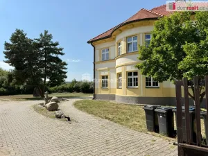 Pronájem kanceláře, Veltrusy, Palackého, 63 m2
