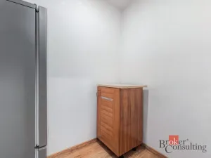 Pronájem bytu 2+1, Plzeň - Skvrňany, Kreuzmannova, 48 m2