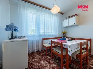 Prodej bytu 3+1, Chomutov, Komenského, 64 m2