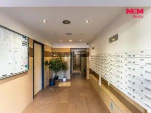 Pronájem bytu 2+kk, Praha - Ruzyně, Ciolkovského, 42 m2