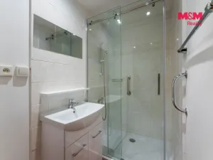 Pronájem bytu 2+kk, Praha - Ruzyně, Ciolkovského, 42 m2