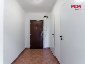 Pronájem bytu 2+kk, Praha - Ruzyně, Ciolkovského, 42 m2
