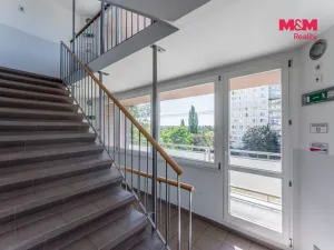 Pronájem bytu 2+kk, Praha - Ruzyně, Ciolkovského, 42 m2