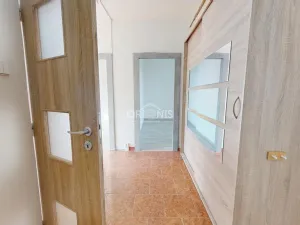 Pronájem bytu 2+1, Chomutov, Václavská, 50 m2