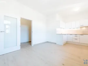 Pronájem bytu 1+kk, Praha - Libeň, Kurta Konráda, 25 m2