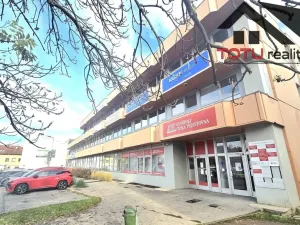 Pronájem kanceláře, Chrudim, Palackého třída, 18 m2
