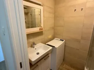 Pronájem bytu 2+kk, Praha - Podolí, Na vápenném, 38 m2