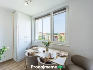 Pronájem bytu 3+1, Znojmo, Dukelských bojovníků, 56 m2