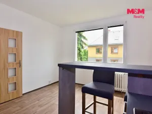 Pronájem bytu 1+1, Děčín - Děčín III-Staré Město, Rakovnická, 36 m2