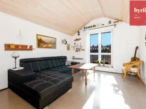 Prodej bytu 2+1, Opava, Joy Adamsonové, 59 m2