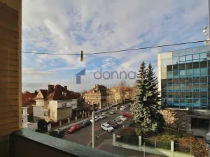 Pronájem bytu 2+kk, Praha, Šrobárova, 48 m2